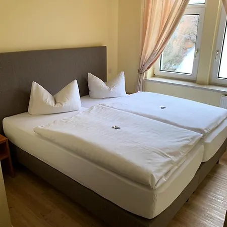 Thueringer Hof 3* Γιένα
